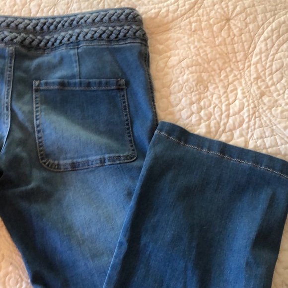 Jeans - Picture 4 of 4